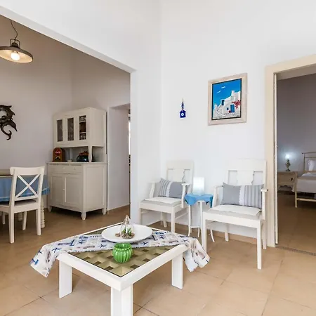 Casa Nostalgia Сasa de vacaciones Adamantas (Milos)